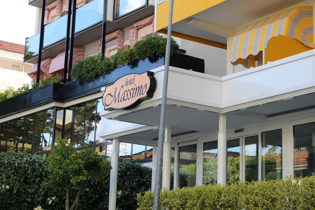 Hotel Massimo Riccione Exterior foto