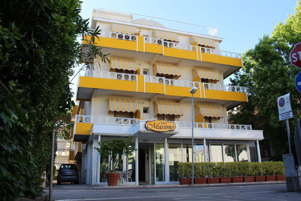 Hotel Massimo Riccione Exterior foto